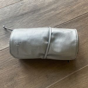 NWOT IT cosmetic brush bag in silver